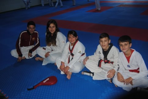 Taekwondoculardan 4 Madalya
